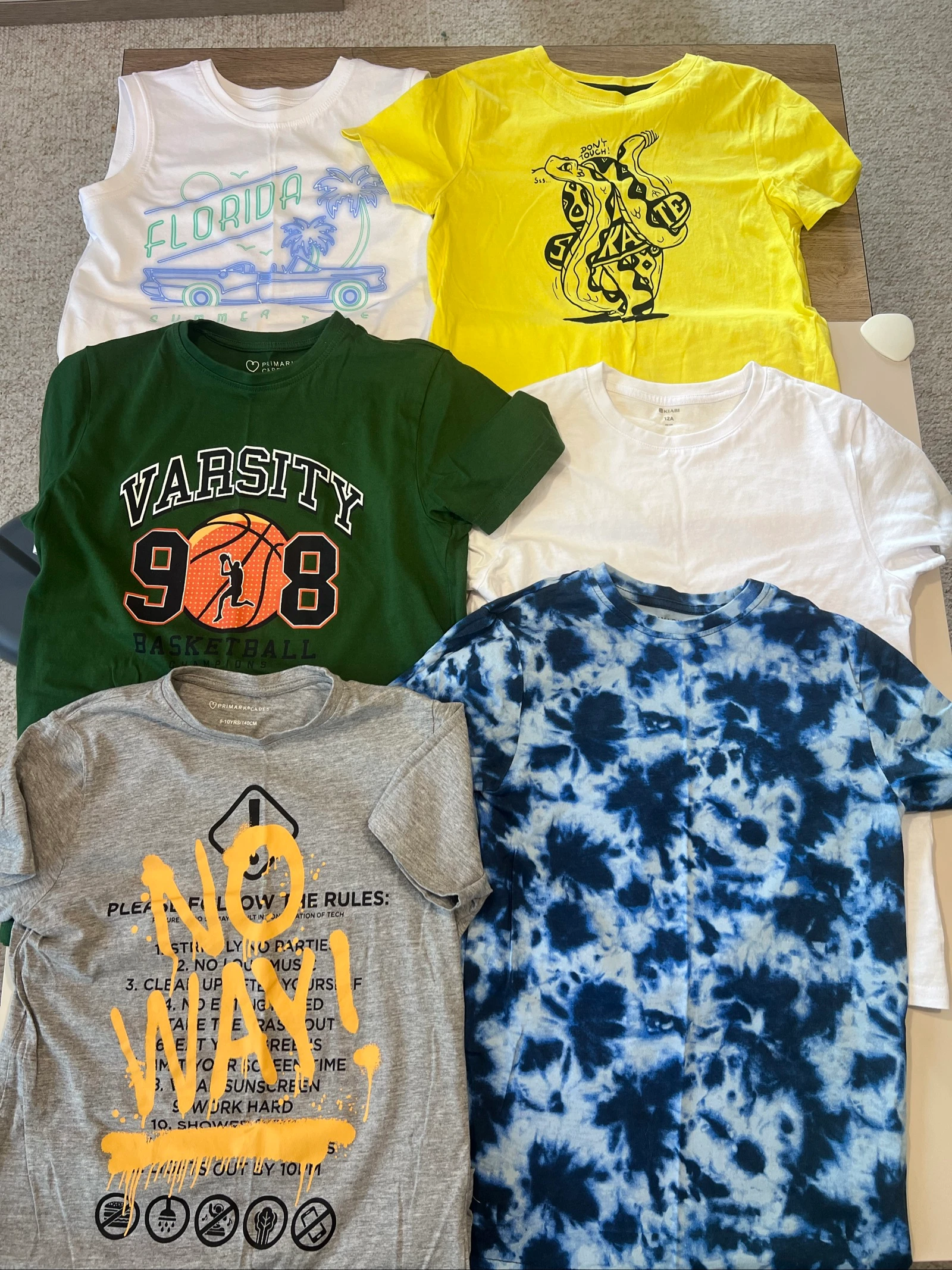 Lot de 6 t-shirts / débardeurs garçon (Primark, Kiabi, Inextenso) - 9 à 12 ans